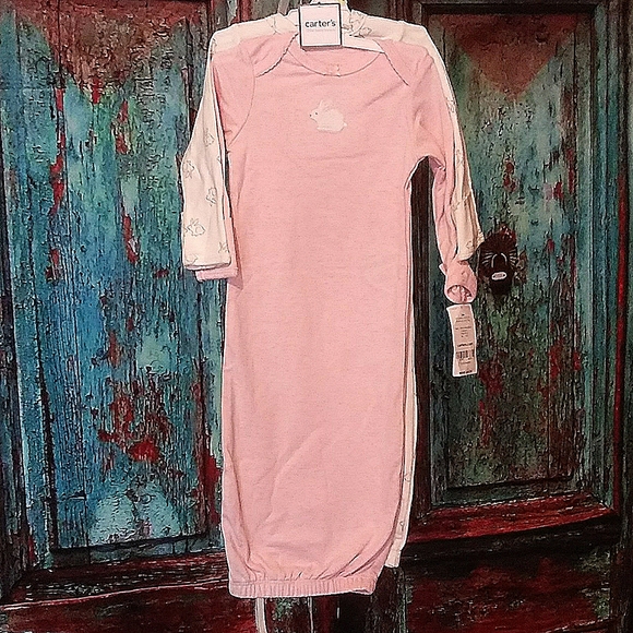 Carter's Other - Infant girls layette set (2)